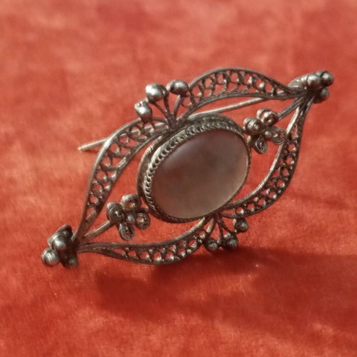 Silver pin 925 with smoky quartz like new
