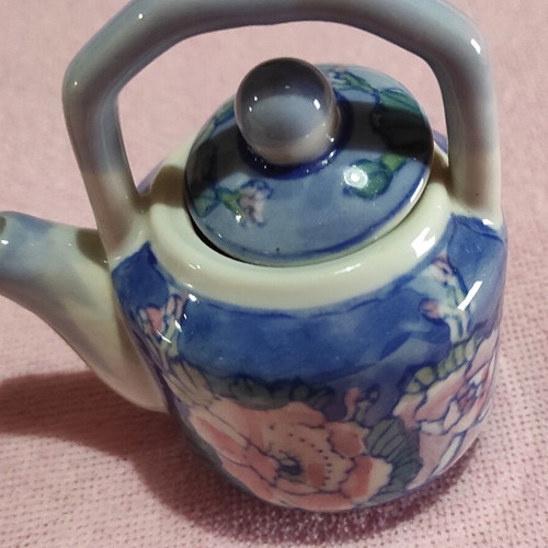 Set of three miniatures like new, teapot, jewelry box, perfume bottle