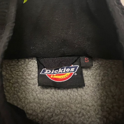 Dickies pullover jacket, size S US / M EU