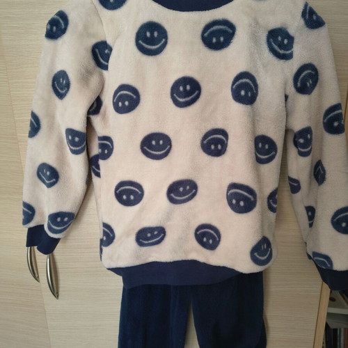 Galaxy boys' pajamas size 5 like new, blue and beige