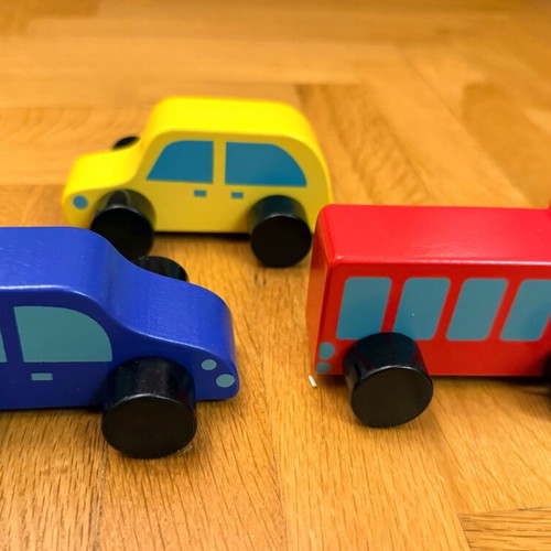 Wooden children's toy cars set of 4 Tiger like new
