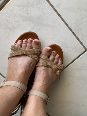 Seven platform sandals with pink-beige rhinestones, size 40