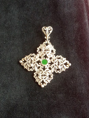 Silver cross handmade vintage with green jade stone like new
