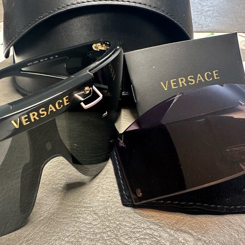 Γυαλιά ηλίου Versace σαν καινούργια με αποσπώμενους φακούς