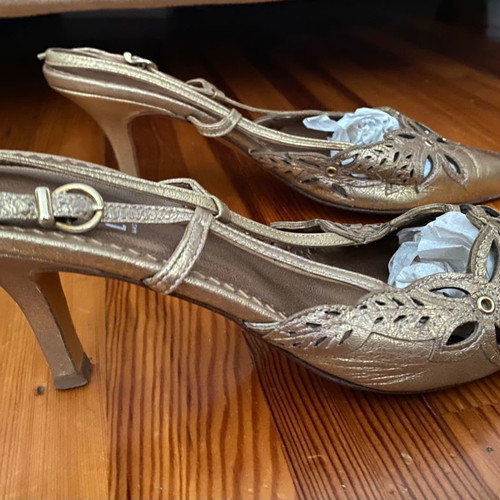 Lodi leather heels used with strap size 39 gold