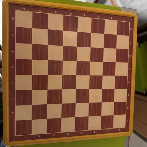 Chess set with drawers like new, ideal for travel and camping
