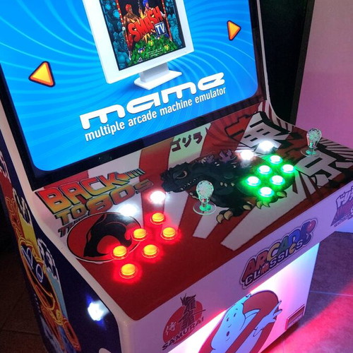 Arcade cabinet like new with Windows 7 PC and 15,000+ games