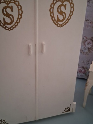 Sindy Pedigree doll wardrobe