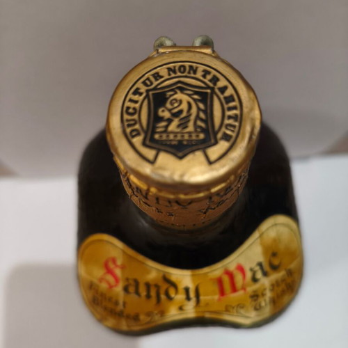 Sandy Macdonald Special Blended Scotch Whisky like new, collectible crackle decanter 1960-1970
