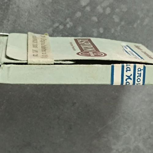 Paper box from Bayer aspirin pack of 20 used, 0.5 grams