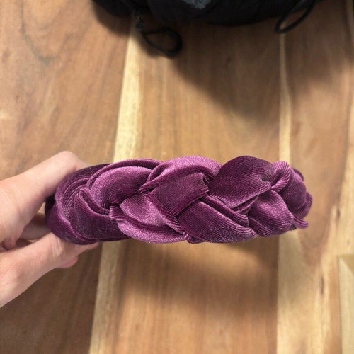 Karavan hairband new, purple pompadour style