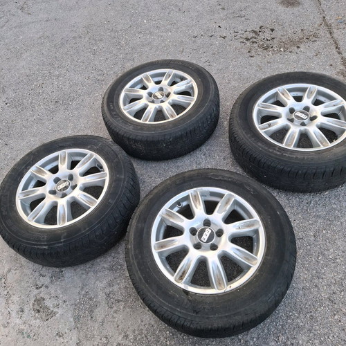 BBS 17-inch rims used from Lexus RX400