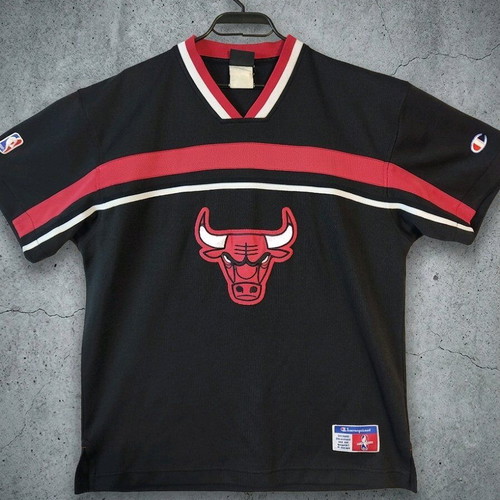 Chicago Bulls x Champion 90s NBA shirt like new, authentic