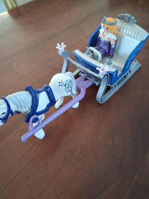 Playmobil Magic σετ έλκηθρο με βασιλικό ζευγάρι, μεταχειρισμένο, λείπει ο βασιλιάς