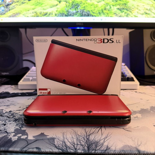 Nintendo 3DS XL червено и черно като нов с кутия и аксесоари