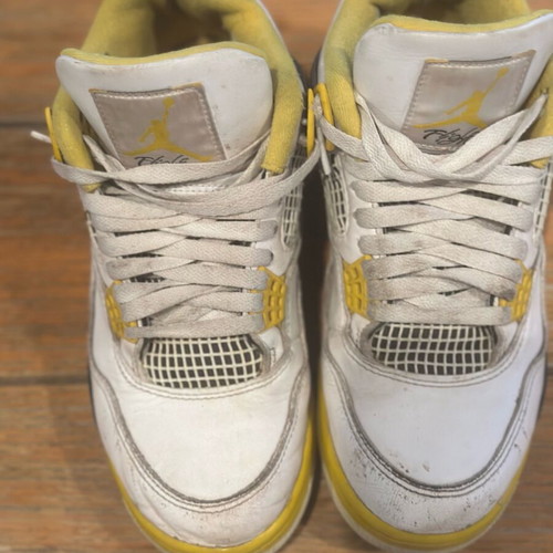 JORDAN 4
