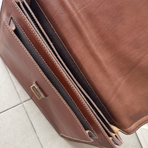 Leather briefcase used, vintage brown with metal clasp