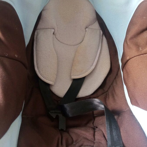 Baby car seat used brown with blue