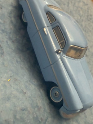 Disney Cars Pixar Milton Calypeer Mattel метална кола играчка с блестящи очи