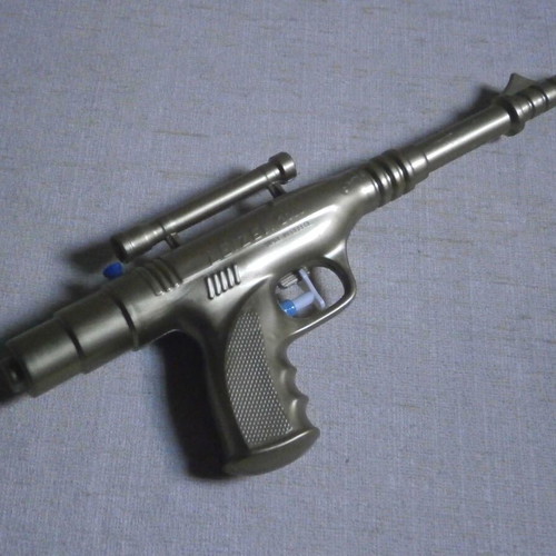 Leizer 2000 Space Water Toy Gun, plastic