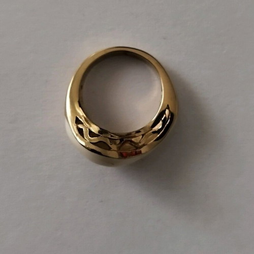 Loisir ring like new, beige and gold tone