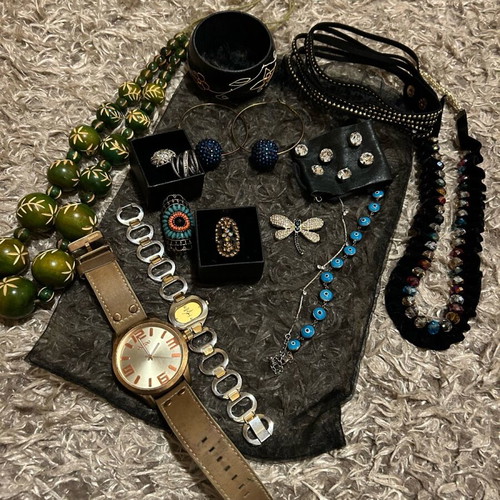 Jewelry pack used