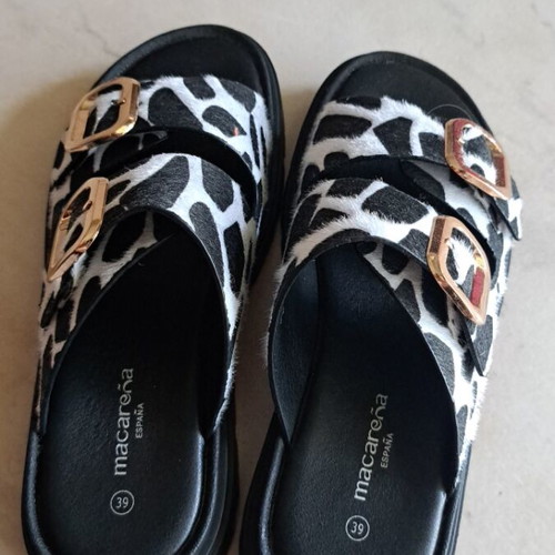 Women's Sandals like new, size 39, black and white