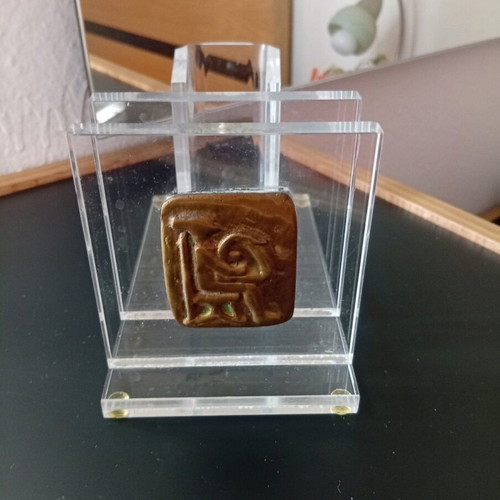 Office set plexiglass and embossed bronze like new