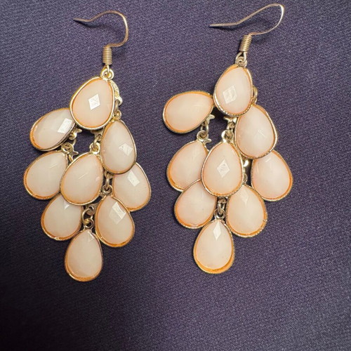 Pink dangling earrings new