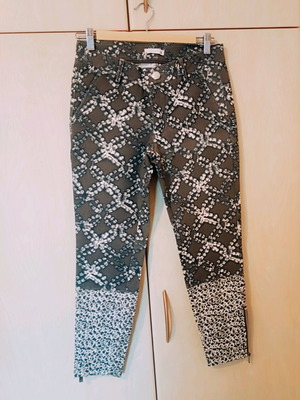 Supertrash skinny stretch pants with chain pattern, like new, grey silver