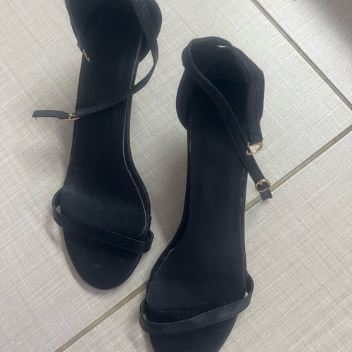 Sandals like new, size 38, black and gold