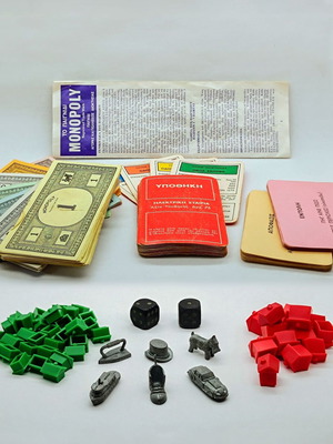 Monopoly ελληνική έκδοση μεταχειρισμένη, πλήρης, 1980s