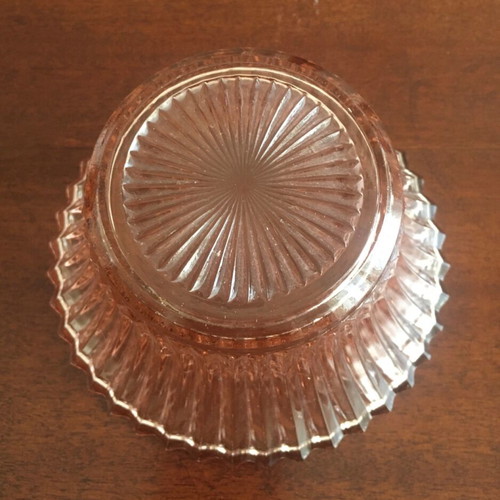 Vintage antique pink glass bowl as new