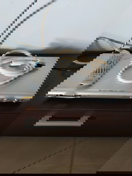 DVD player