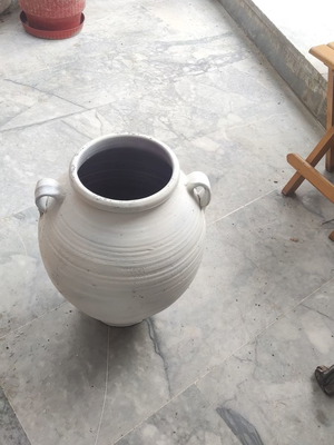 Κιούπι πήλινο μεταχειρισμένο άσπρο για διακόσμηση ή γλάστρα