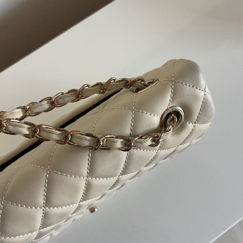 Chanel double flap leather shoulder bag, off white