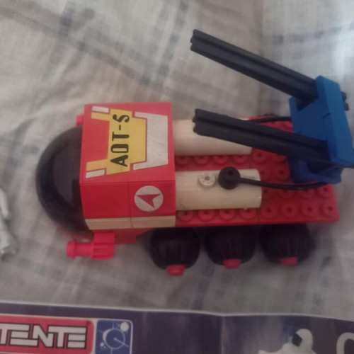 Tente 0659 complete like new with stickers and astronaut figure