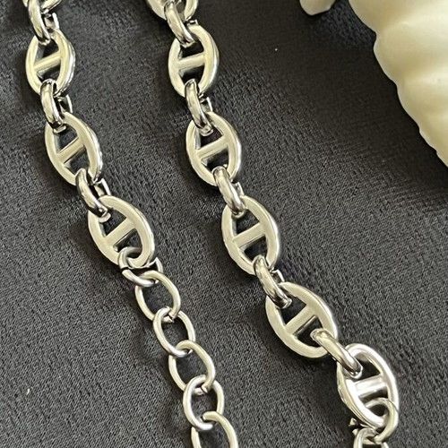 Bracelet modern stainless steel silver color, new
