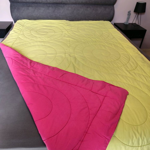 Seasonal quilt like new, double-sided, hypoallergenic 2.30x1.50