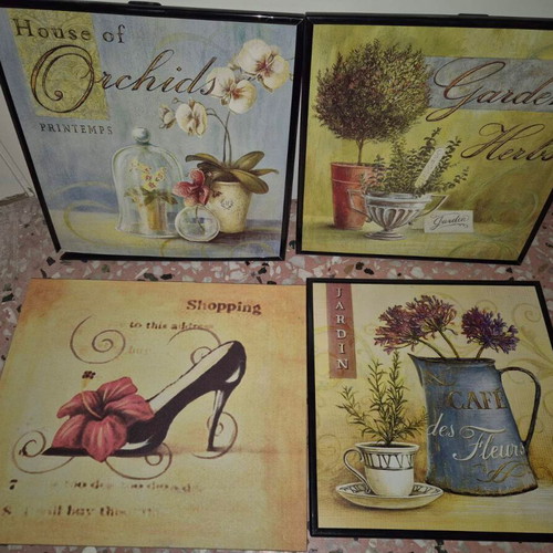 Frames like new, 3 paper and 1 wooden