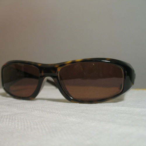 Ray Ban RB4325 Unisex sunglasses like new, brown