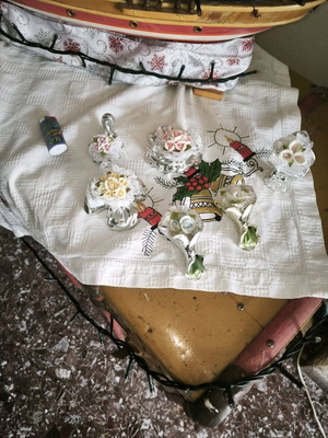 Vintage bomboniere set of 6 like new, silver with flower bouquets