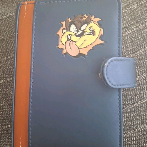 Looney Tunes (Taz) agenda notebook like new with clips