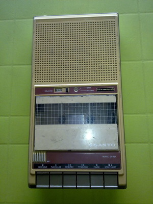 Sanyo κασετόφωνο και καταγραφέας δεδομένων με 220V και 6V DC