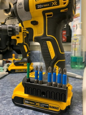 Dewalt Screwdriver Bit Holder new, 3D printed