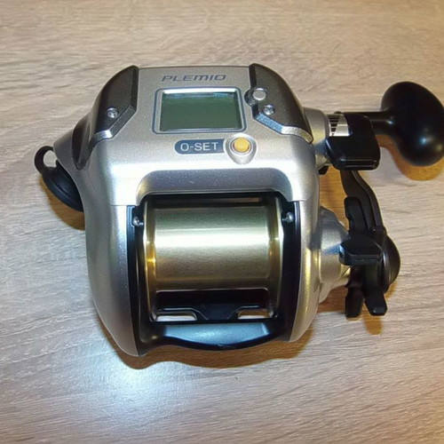 Shimano 3000 Plemio electric fishing reel used