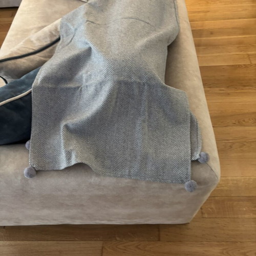 Pashmina gray with herringbone pattern like new
