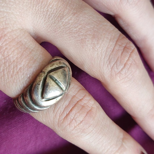 Silver 925 ring refurbished, broken at the back