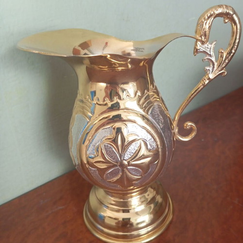 Zeon pitcher with two-tone plate, new religious vessel