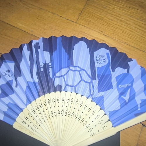 Hand fan World Cup FIFA 2026 sponsor Dove like new